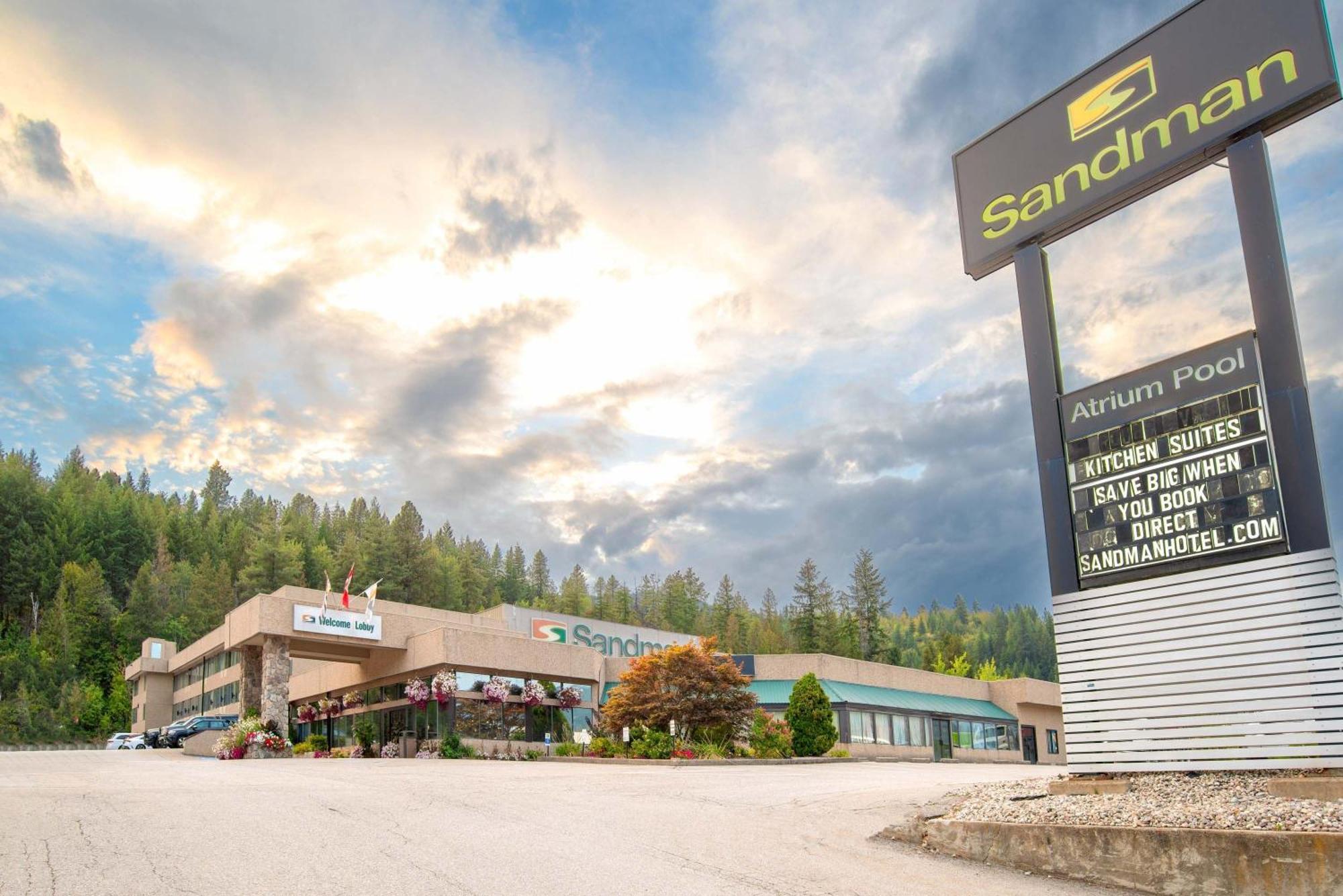 Sandman Hotel Castlegar Eksteriør billede